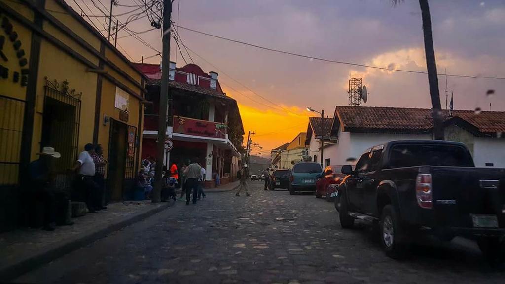 Hotel Buena Vista Copán Buitenkant foto