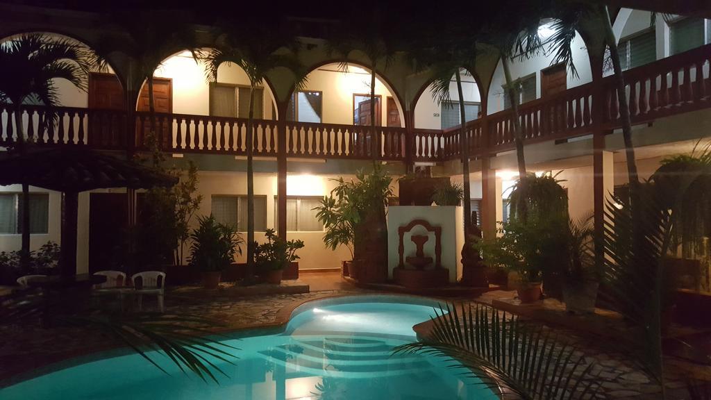Hotel Buena Vista Copán Buitenkant foto