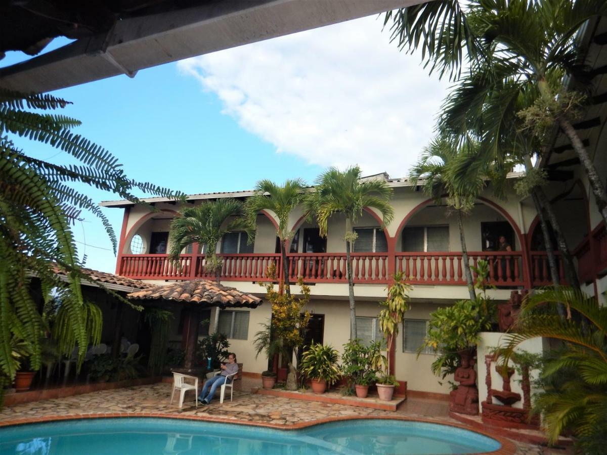 Hotel Buena Vista Copán Buitenkant foto