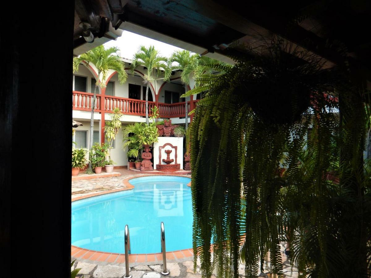Hotel Buena Vista Copán Buitenkant foto