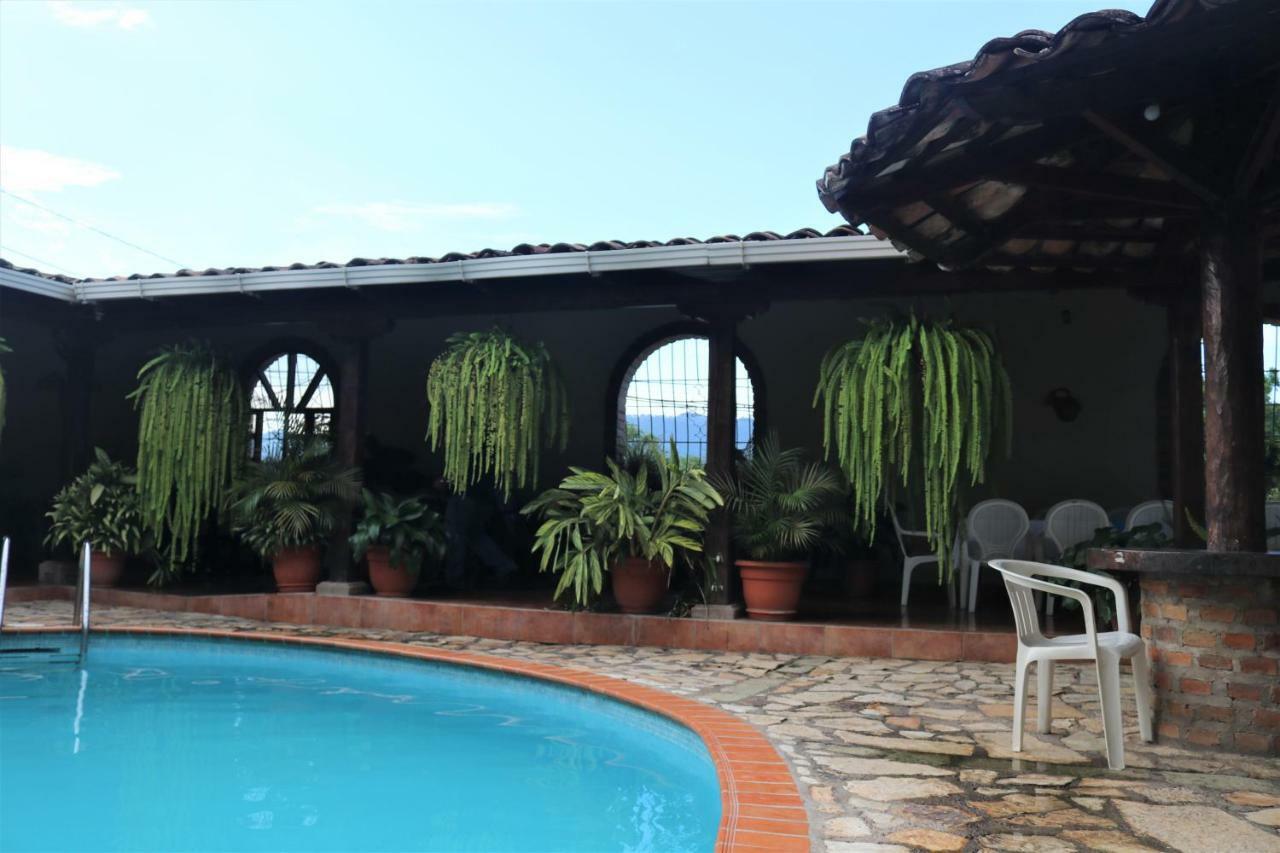 Hotel Buena Vista Copán Buitenkant foto